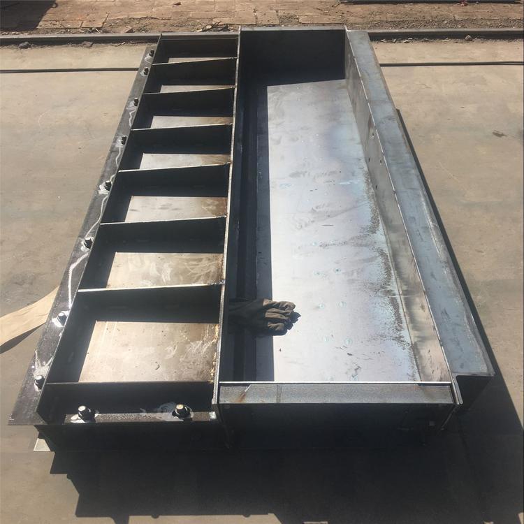 1666271416300127.jpg 遮板模具3.jpg